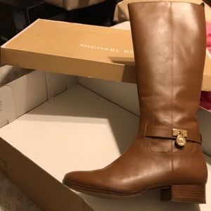 Michael Kors Ryan boots